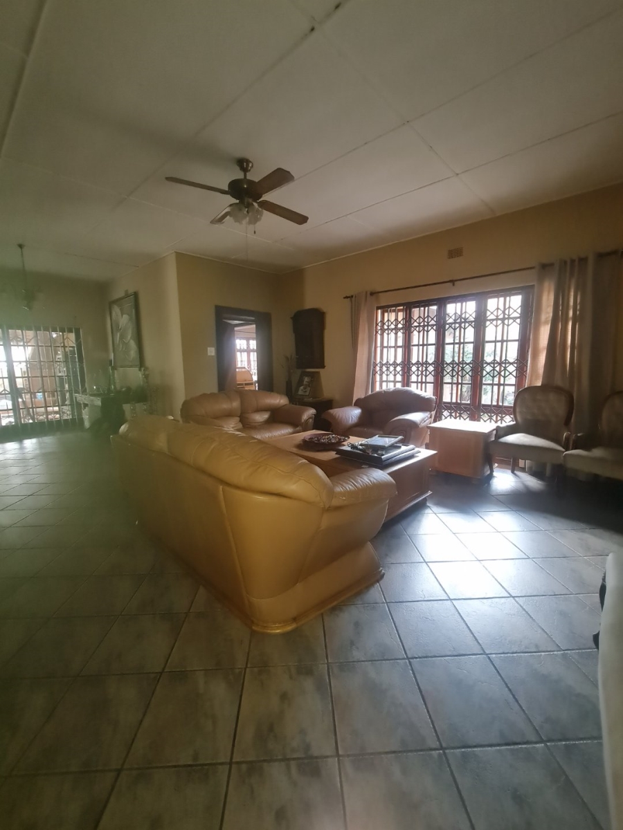 5 Bedroom Property for Sale in Sasolburg Free State